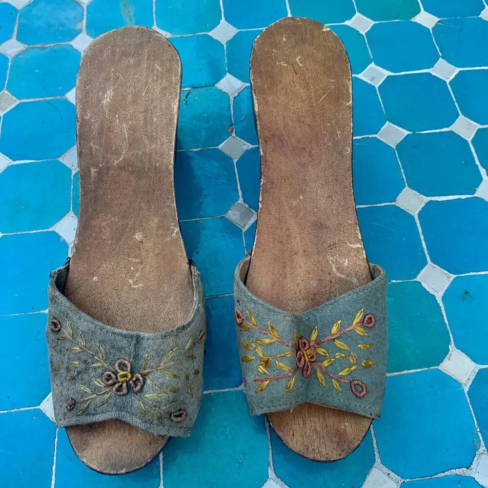 Vintage amazing detailed
